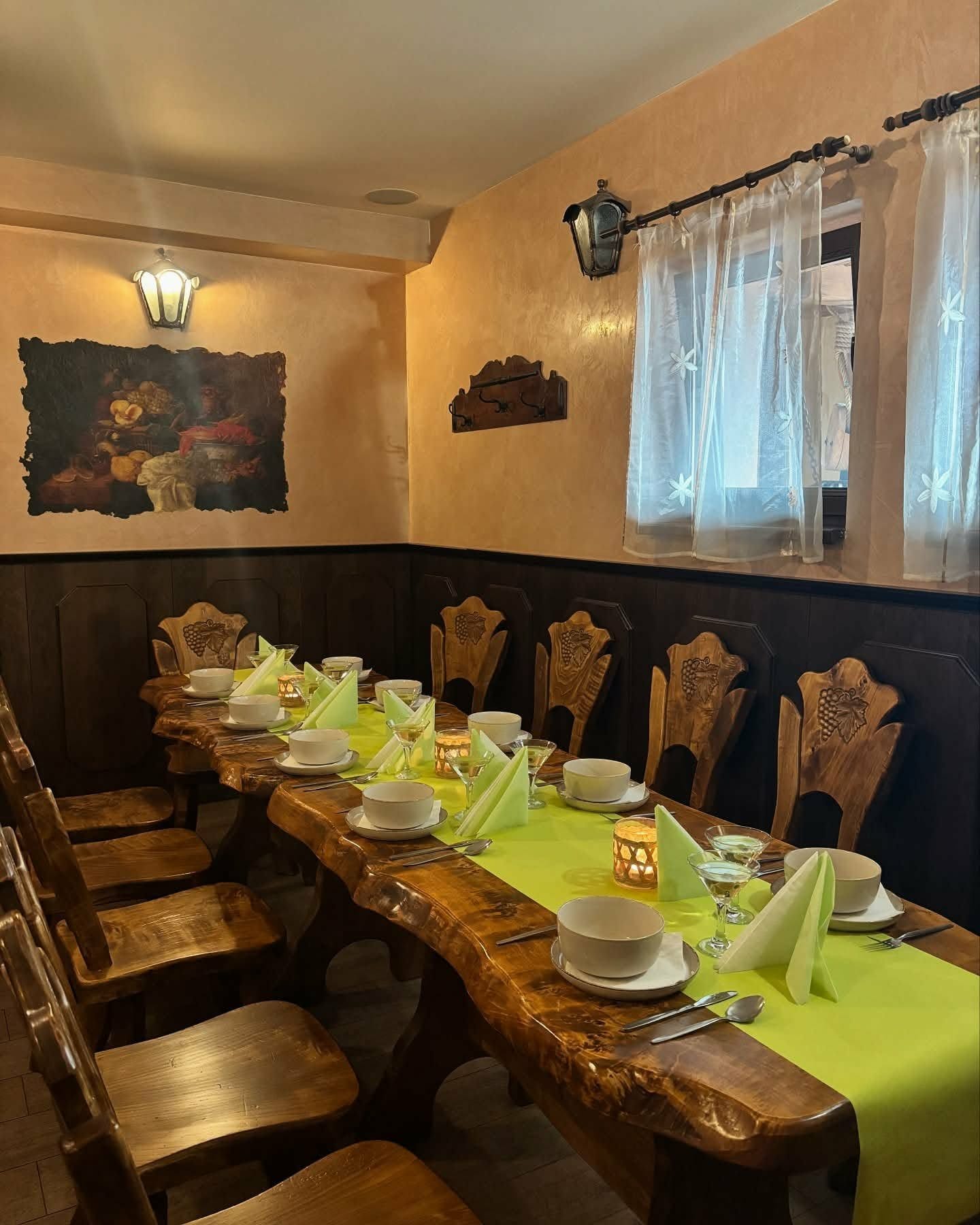 Komorný salónik Marin Priestory pre 12 hostí — Košice